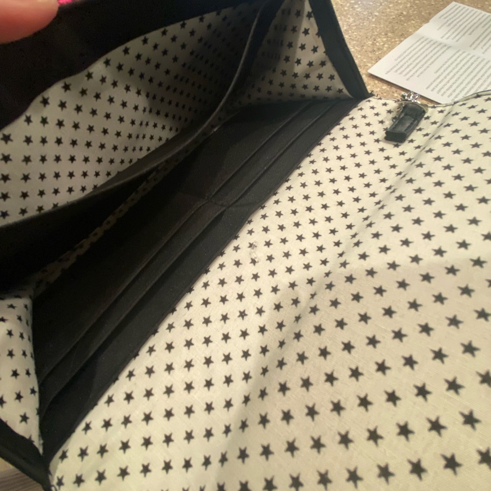 Wallet - Picture 3 of 7